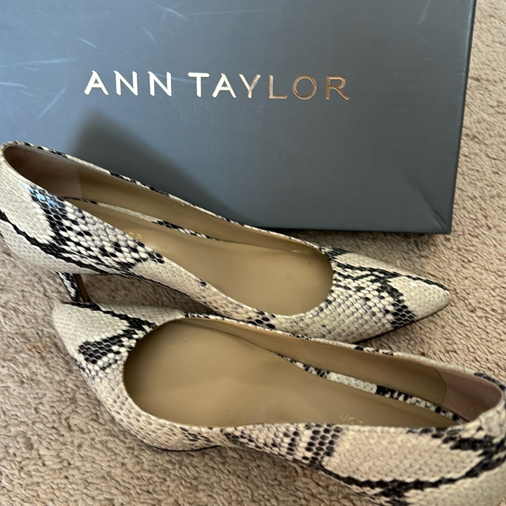 Ann Taylor heels